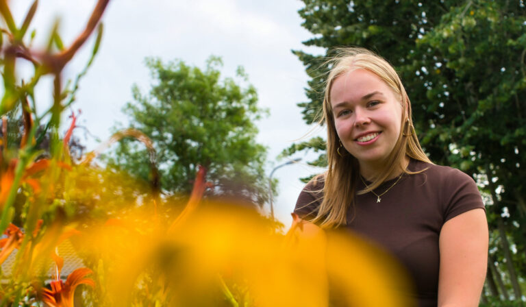 Hoogeveen native Nicole de Vries (21) competes in ‘home’ World Championship in draughts